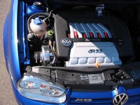 R32